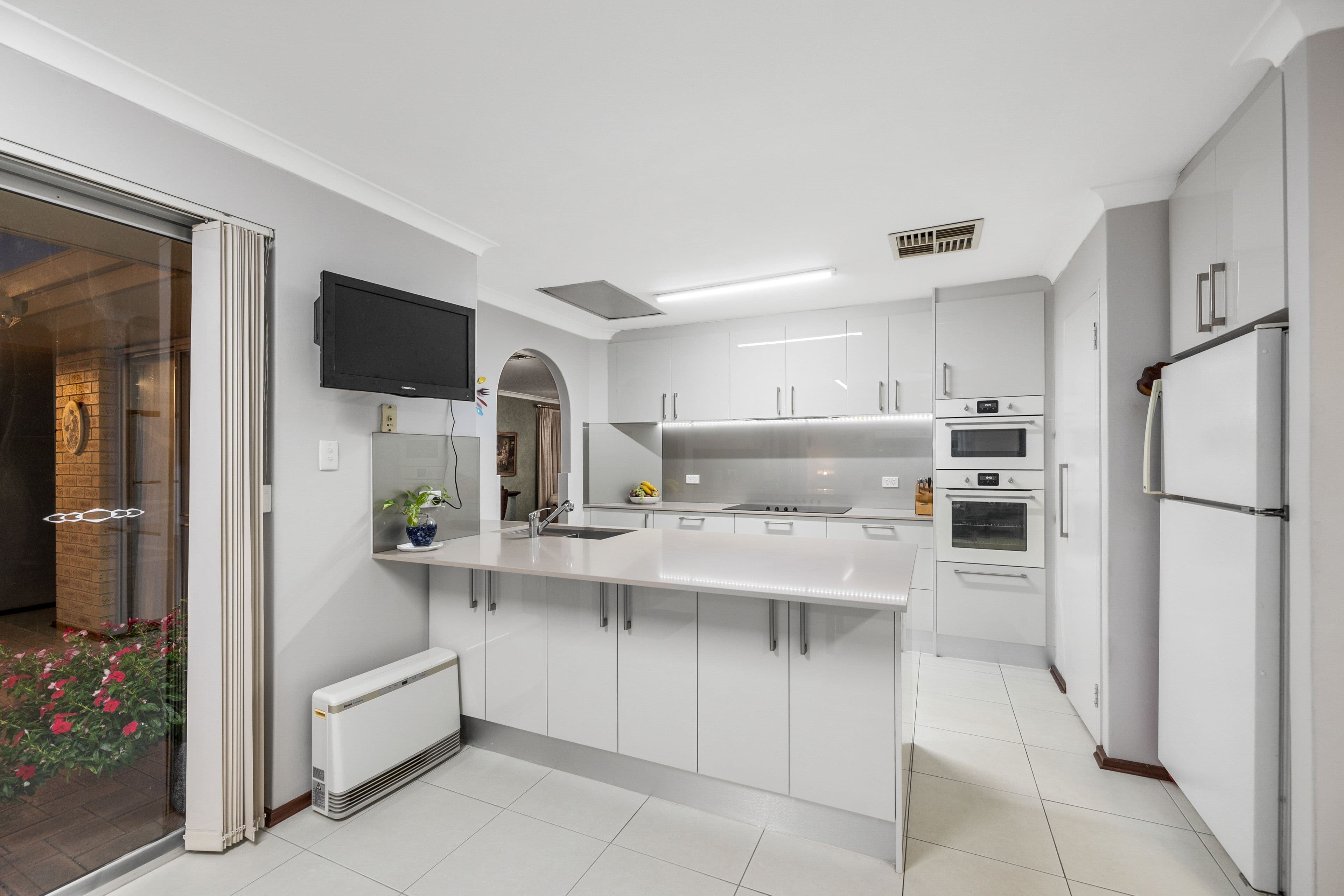 42 Walmsley Drive, Noranda WA 6062, Noranda - Thumbnail 4
