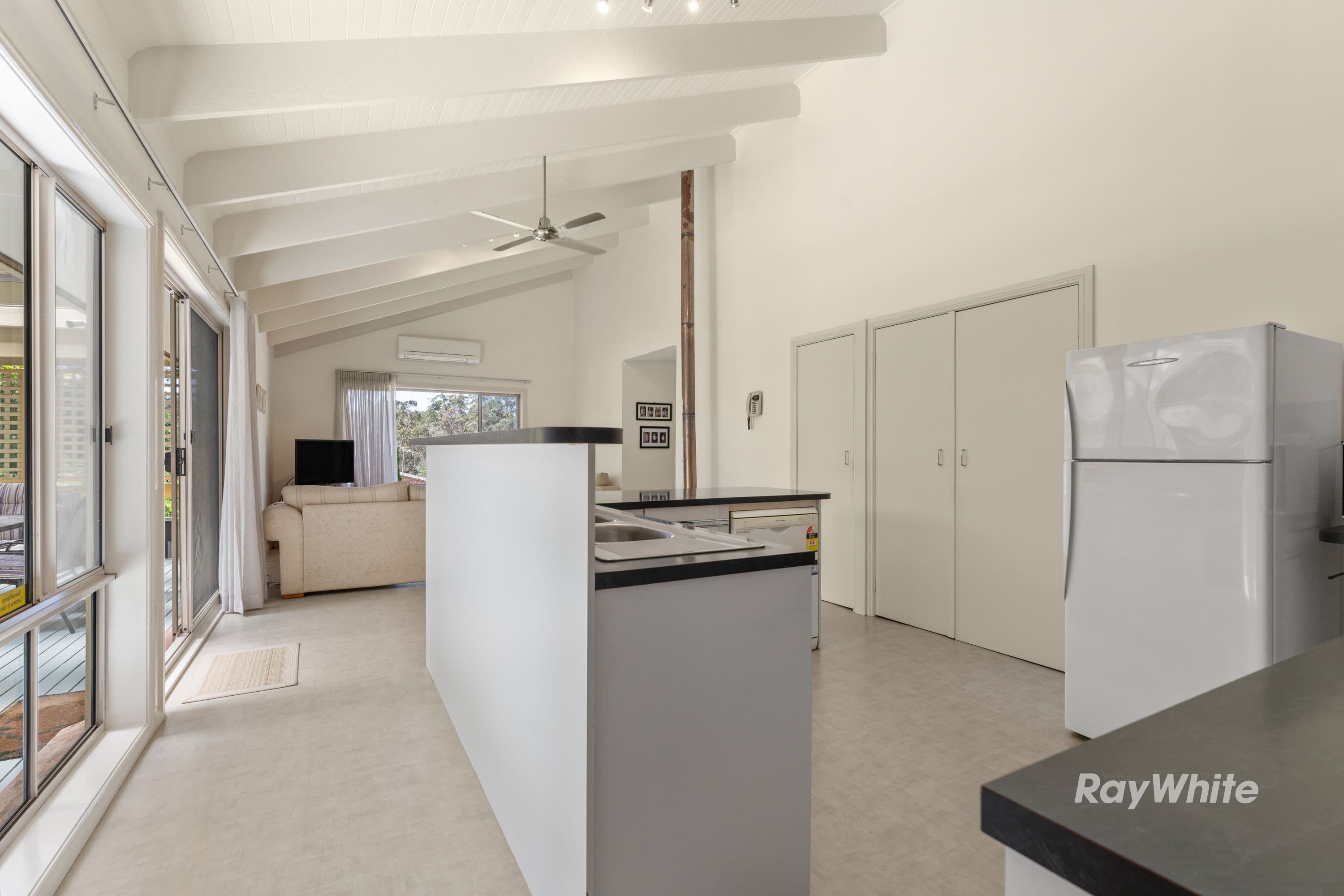 16 Jerupa Close, Surf Beach NSW 2536, Surf Beach - Thumbnail 3