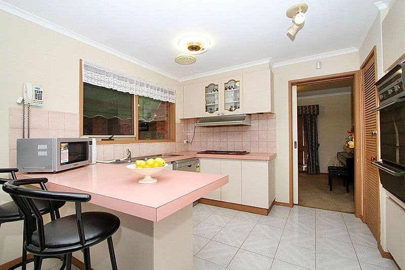 23 Kellaway Crescent, MILL PARK VIC 3082, Mill Park - Thumbnail 2