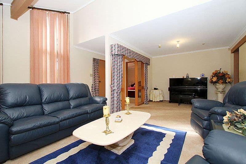 23 Kellaway Crescent, MILL PARK VIC 3082, Mill Park - Thumbnail 4