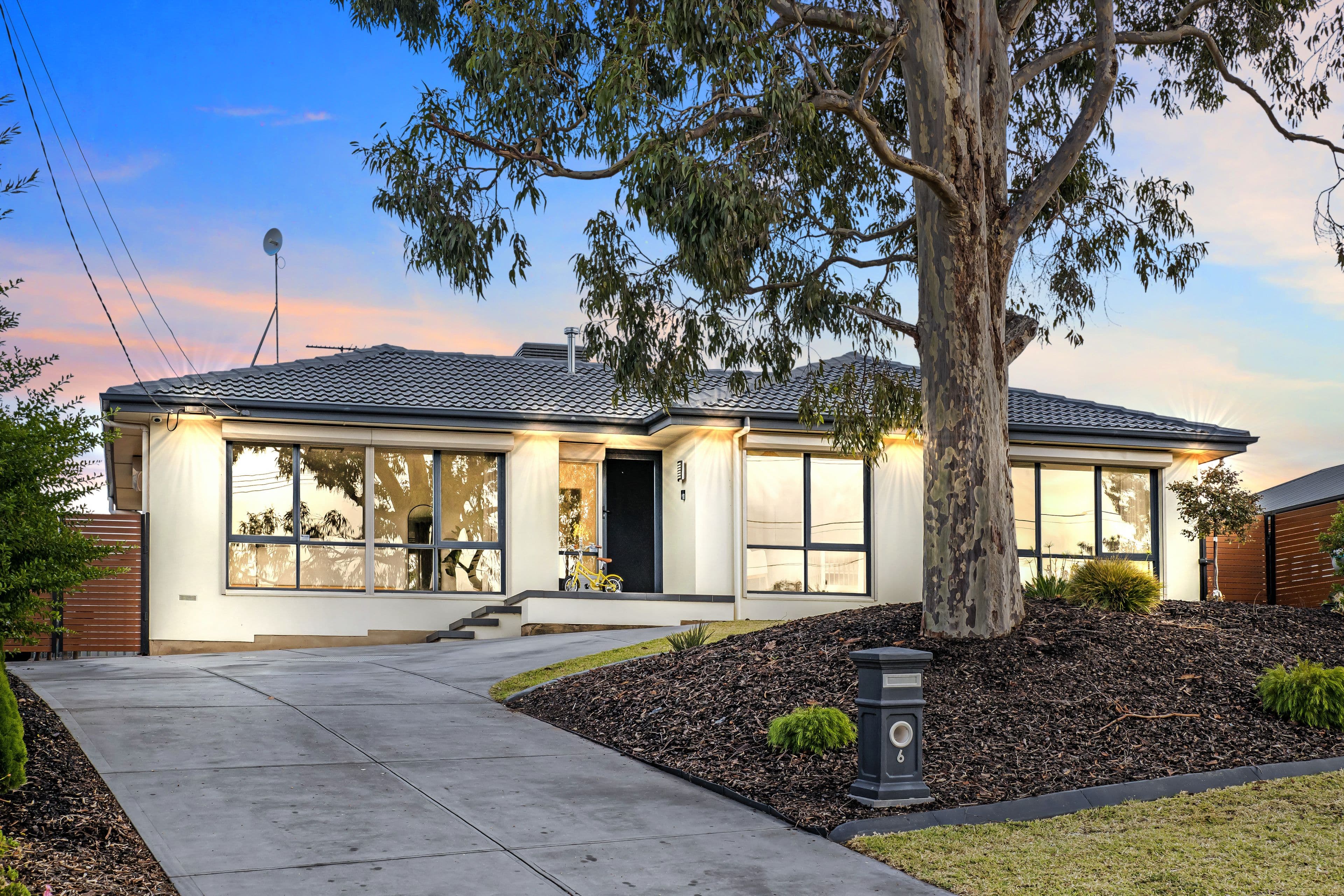 6 Kiama Street, Redwood Park SA 5097, Redwood Park - Image 1