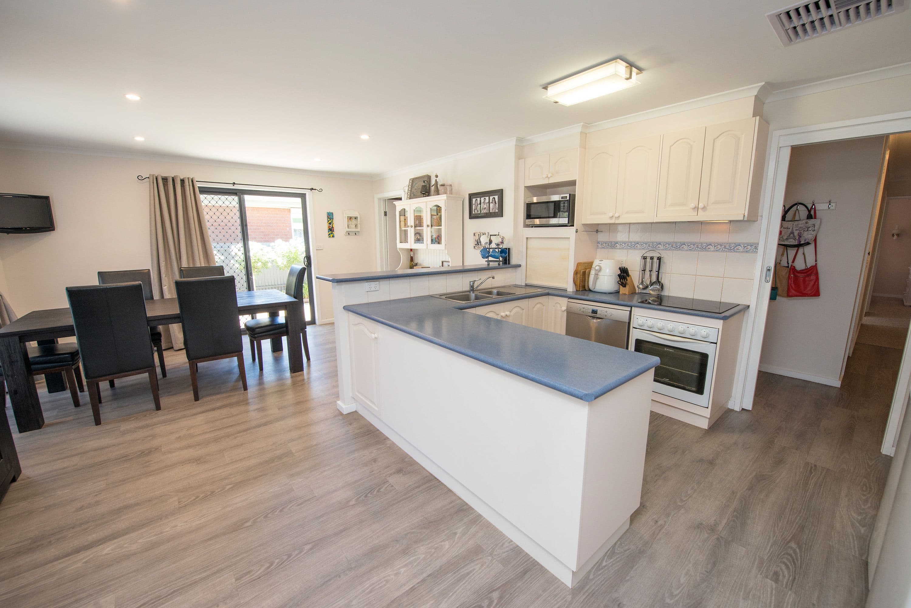 53 Burton Street, Swan Hill VIC 3585, Swan Hill - Thumbnail 2