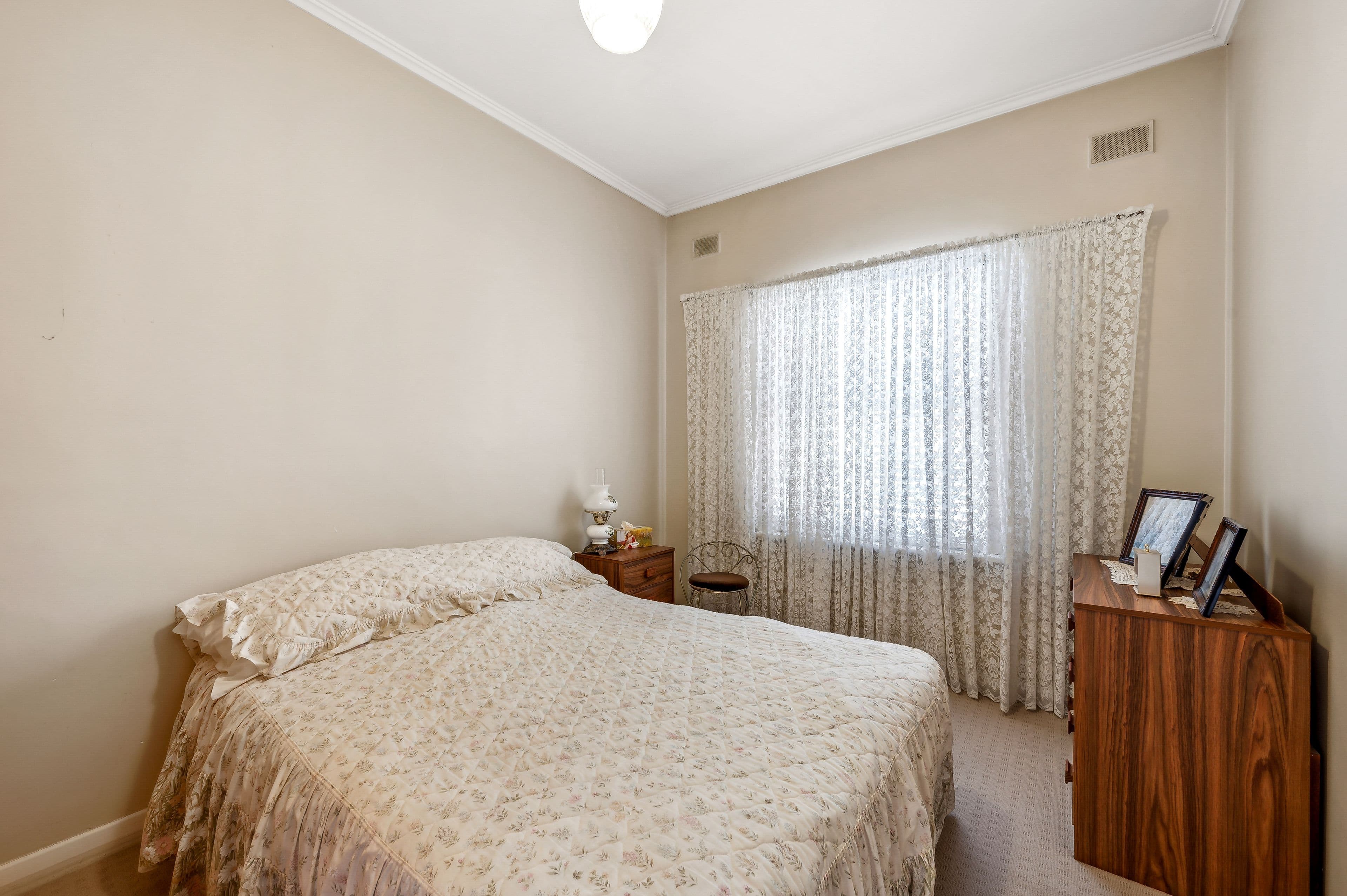 14 Lothian Avenue, Seaton SA 5023, Seaton - Thumbnail 8