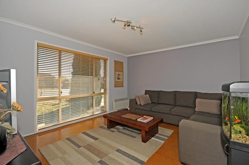 14 Moon Place, GORDON ACT 2906, Gordon - Thumbnail 2