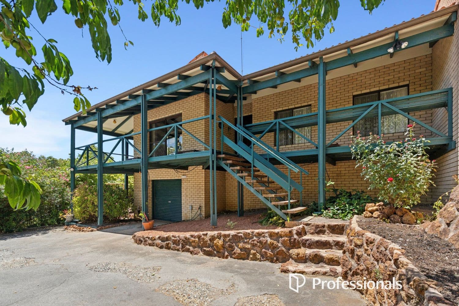 8 Spring Road, Kalamunda WA 6076, Kalamunda - Image 1