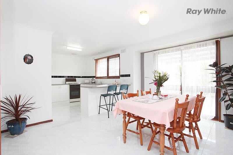 18 Arnold Court, HOPPERS CROSSING VIC 3029, Hoppers Crossing - Thumbnail 3