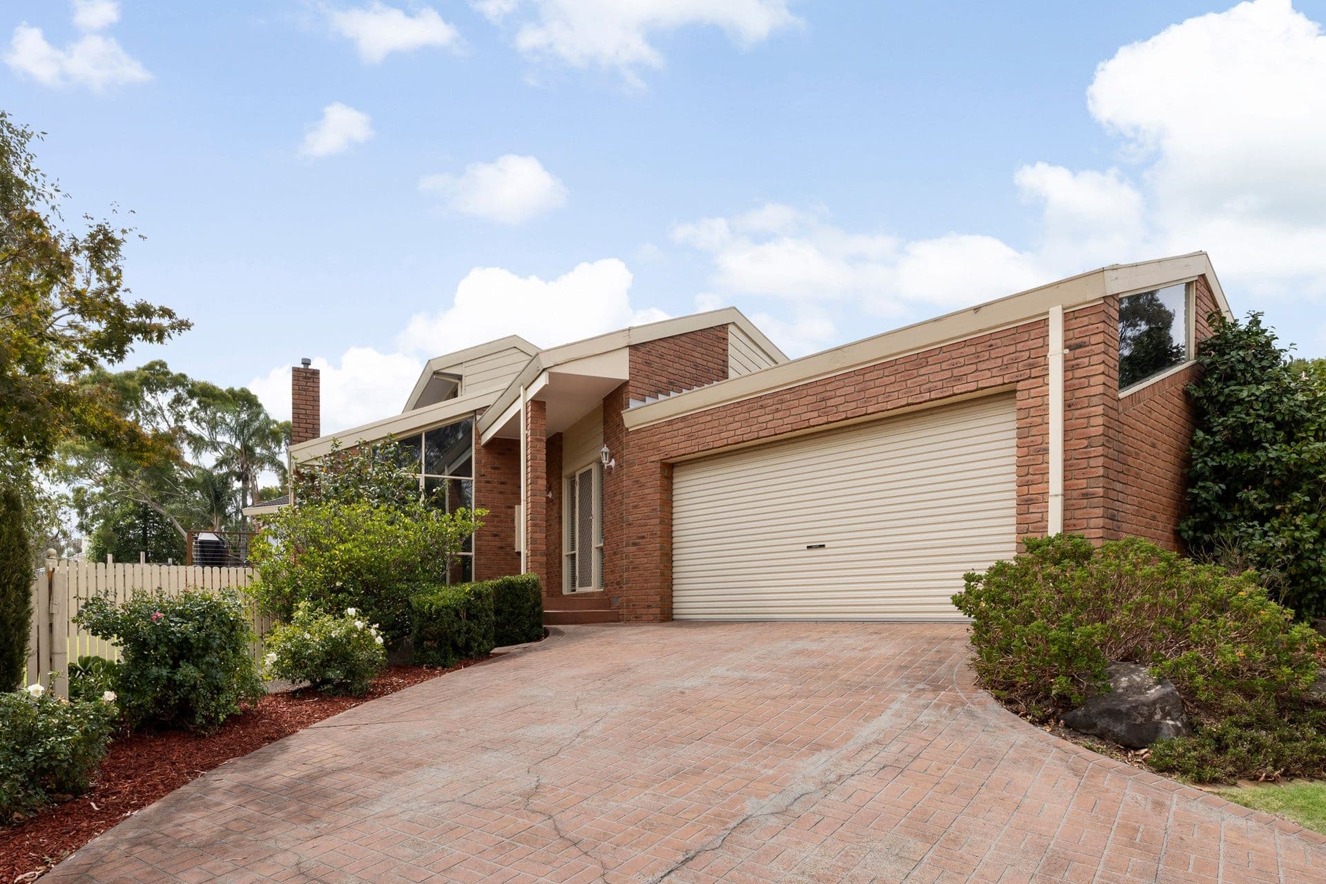 8 Vista Court, Berwick VIC 3806, Berwick - Image 1