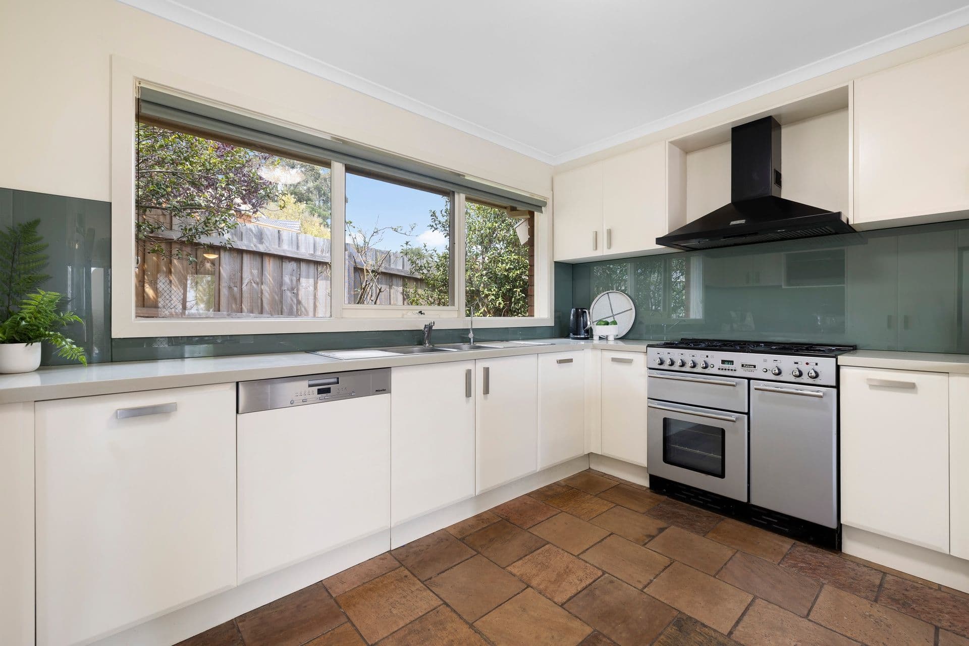 8 Vista Court, Berwick VIC 3806, Berwick - Thumbnail 5