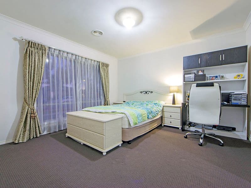27 Romek Way, Truganina VIC 3029, Truganina - Thumbnail 6