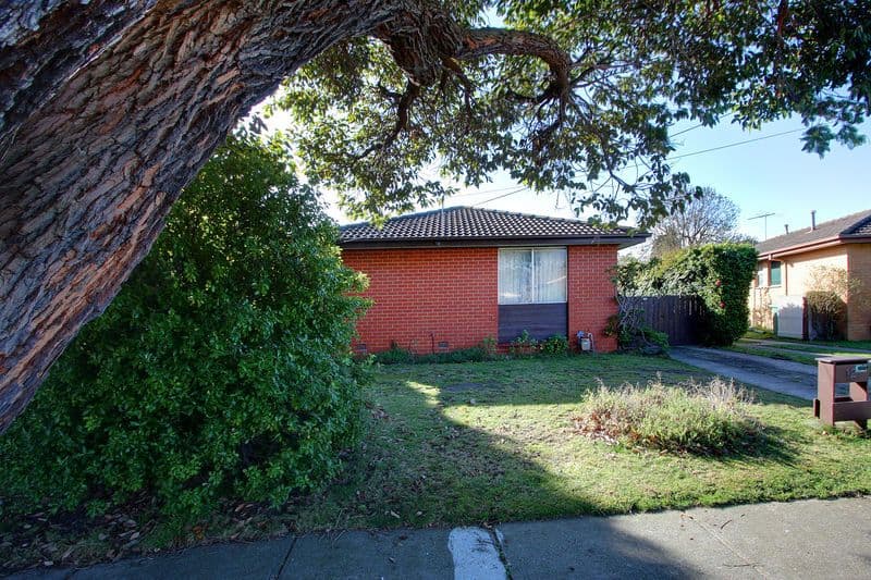 12 Carramar Street, MORNINGTON VIC 3931, Mornington - Thumbnail 2