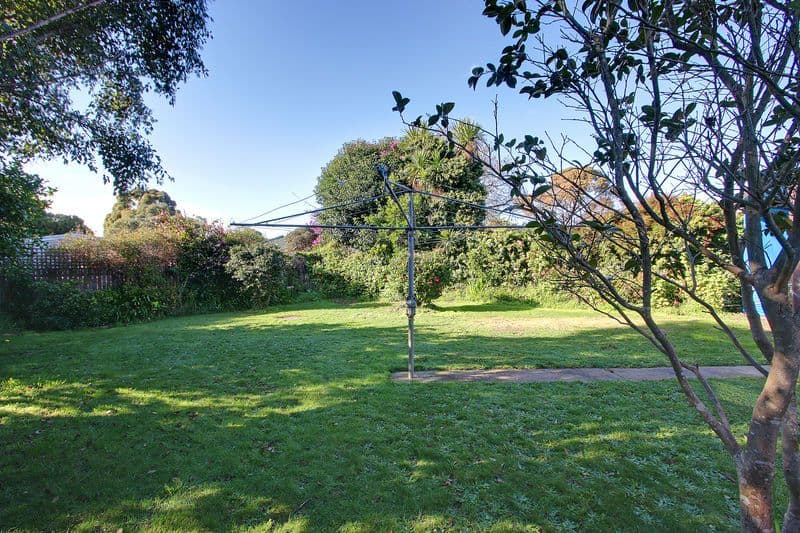 12 Carramar Street, MORNINGTON VIC 3931, Mornington - Thumbnail 7