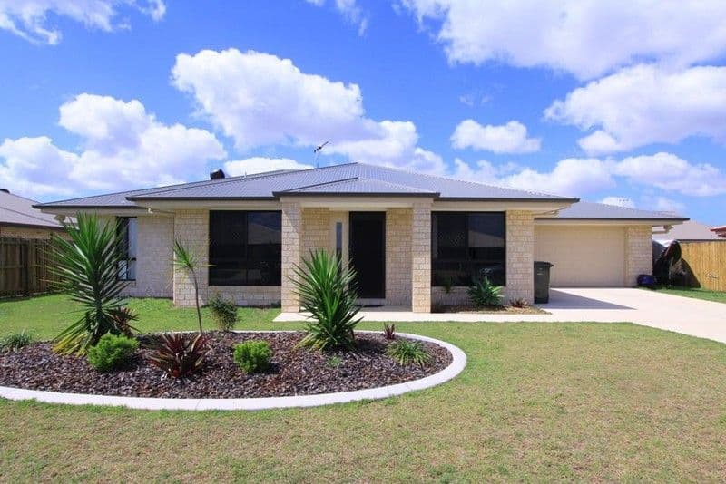11 Freeman Street, AVOCA QLD 4670, Avoca - Image 1