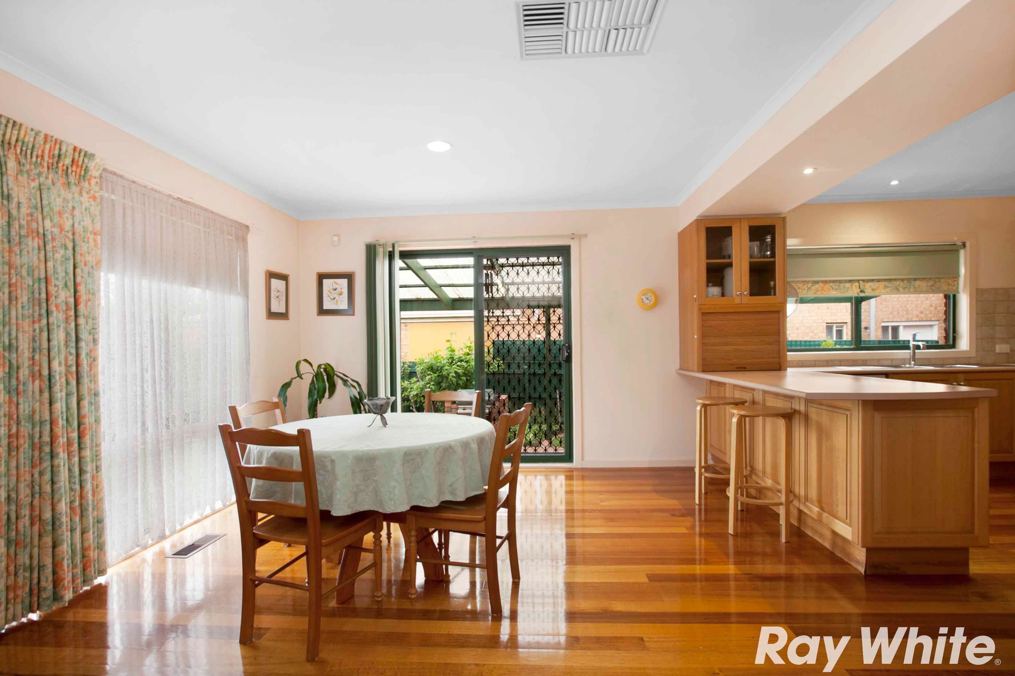 15 Callistemon Rise, Mill Park VIC 3082, Mill Park - Thumbnail 3