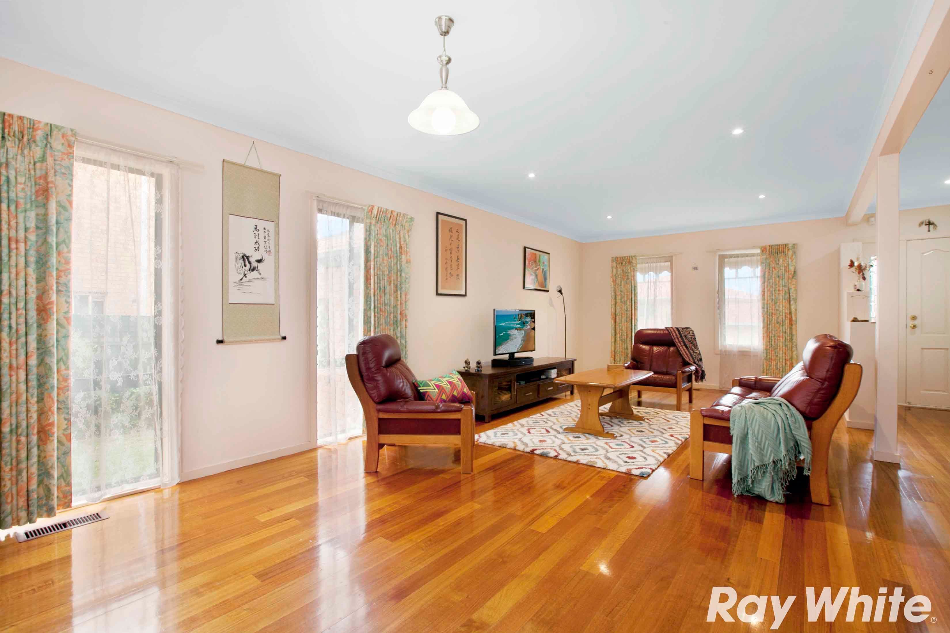 15 Callistemon Rise, Mill Park VIC 3082, Mill Park - Thumbnail 4