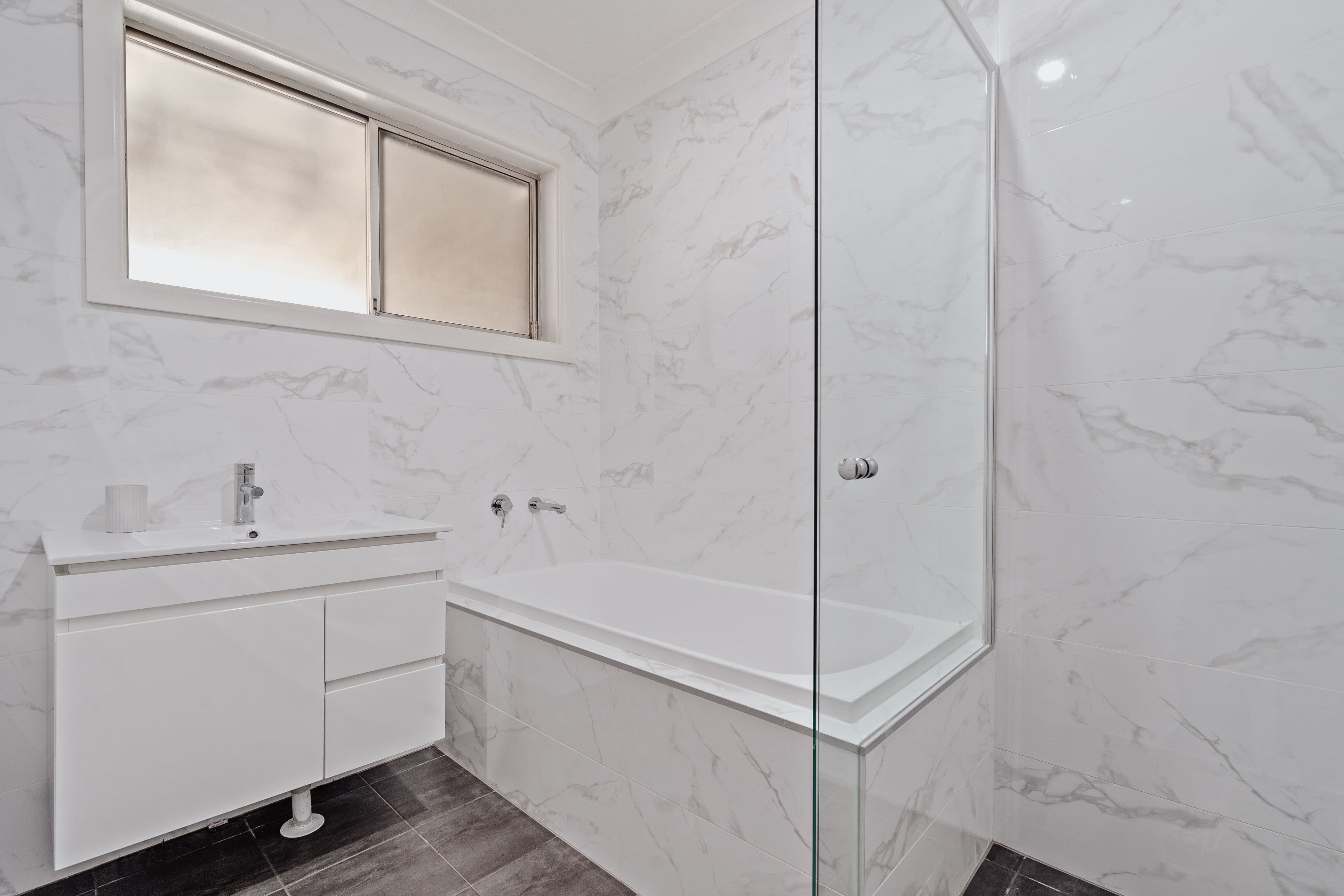 18 Arnold Avenue, St Marys NSW 2760, St Marys - Thumbnail 2