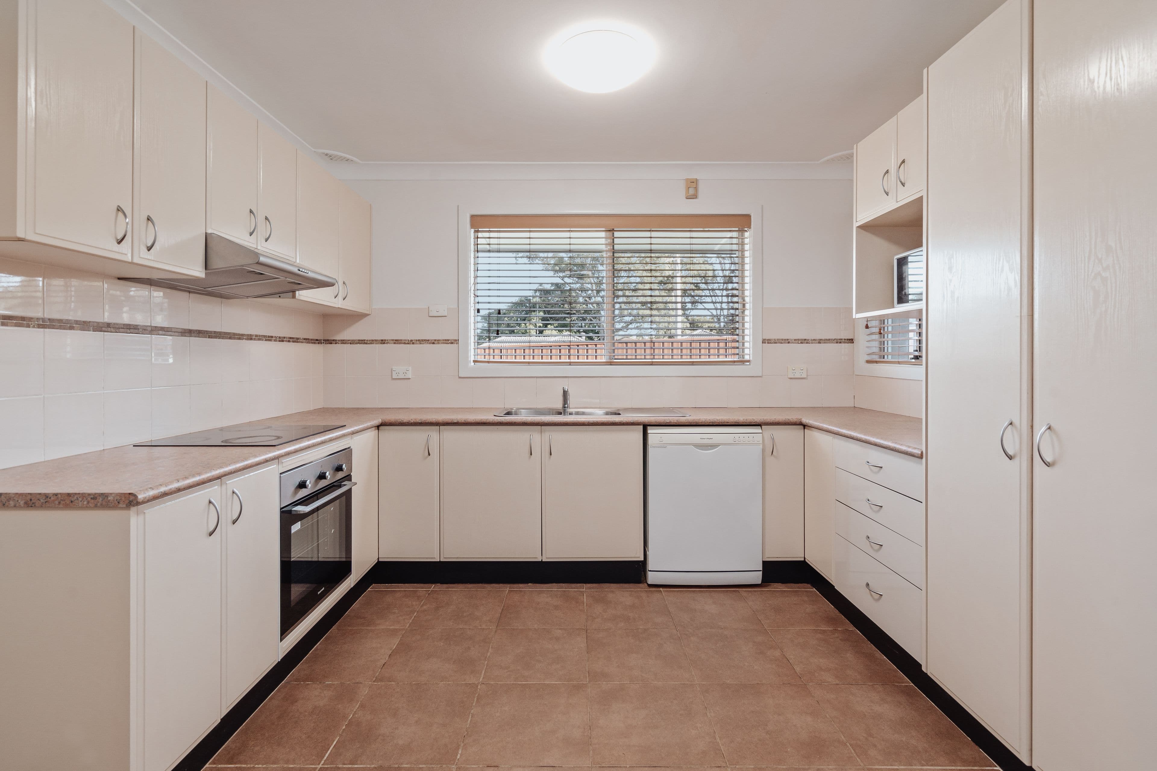 18 Arnold Avenue, St Marys NSW 2760, St Marys - Thumbnail 5