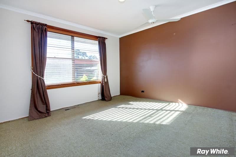 49 Illowa Street, MORNINGTON VIC 3931, Mornington - Thumbnail 3
