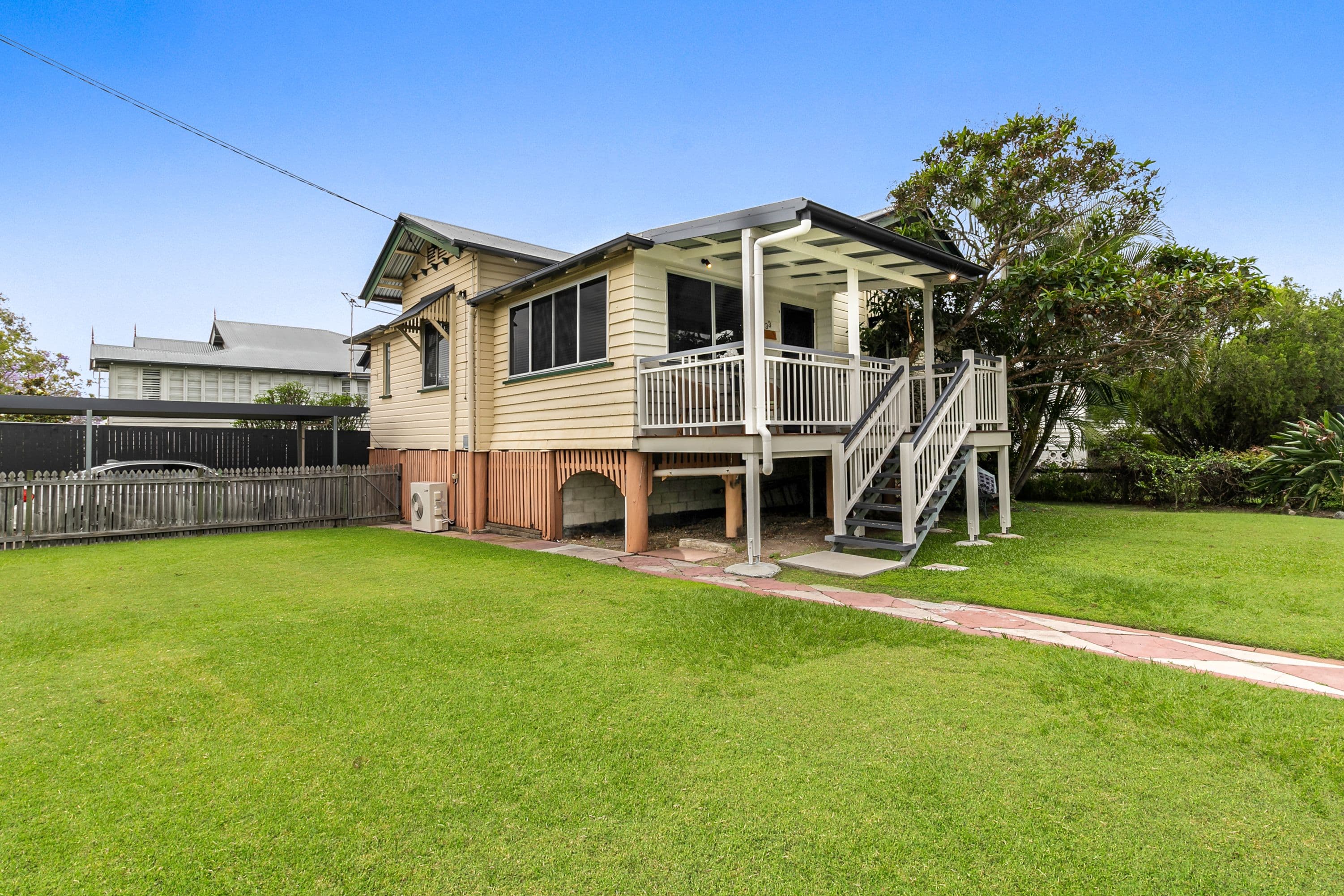 33 Archibald Street, Fairfield QLD 4103, Fairfield - Thumbnail 2