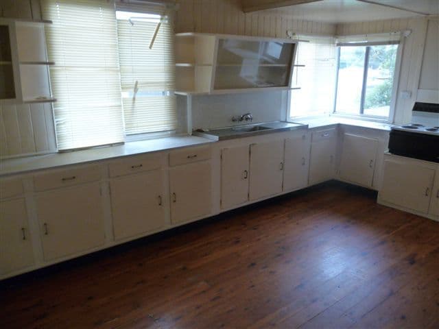 18  Whichello Street, NEWTOWN QLD 4350, Newtown - Thumbnail 3