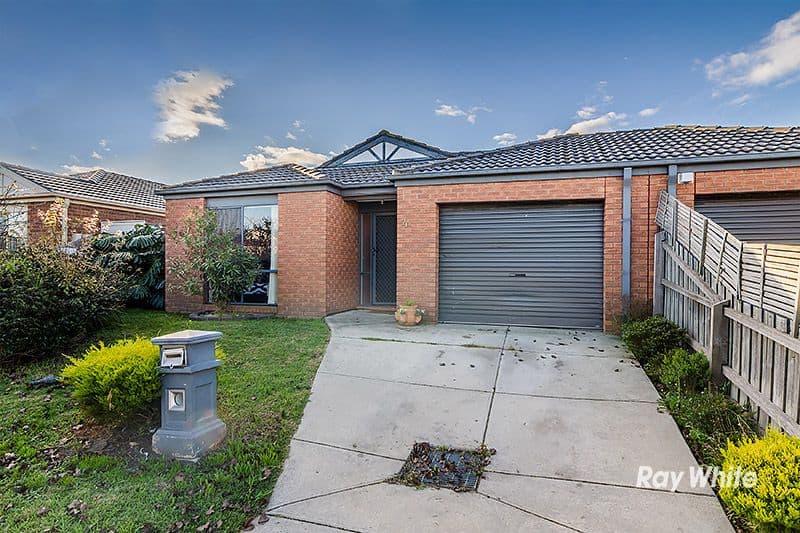 4 Armoy Close, Cranbourne East VIC 3977, Cranbourne East - Image 1