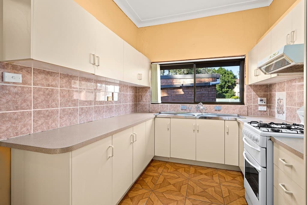 21 Montague Street, Fairy Meadow - Thumbnail 2