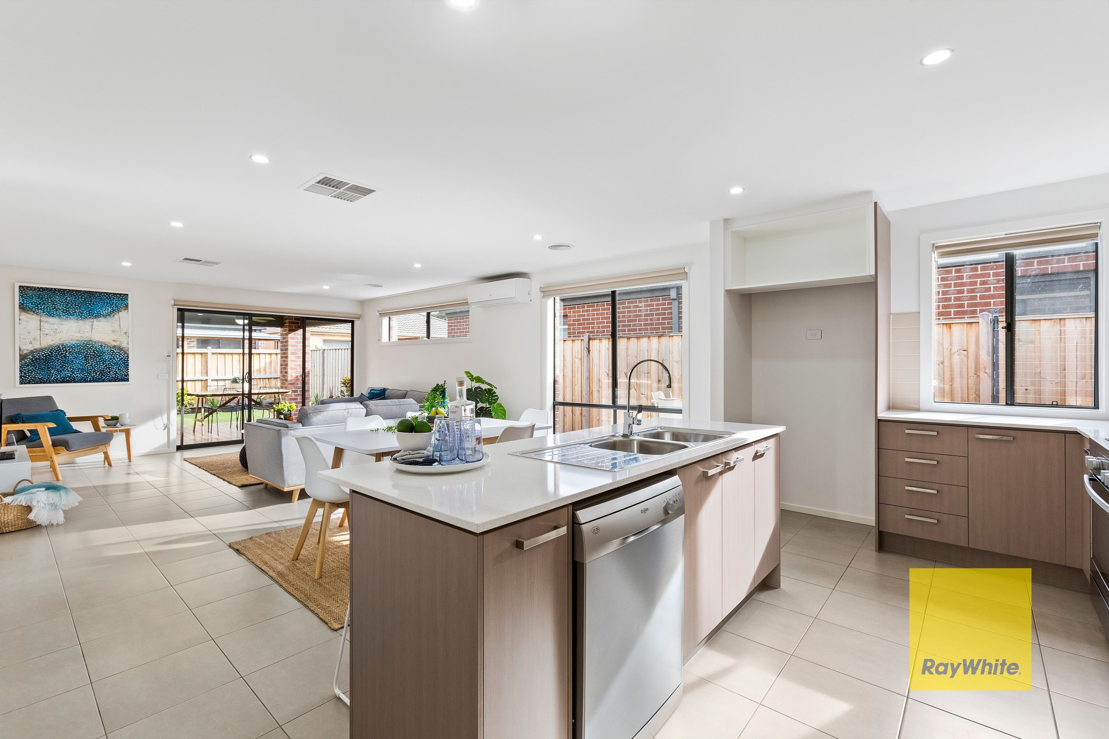 18 Albany Way, CHARLEMONT VIC 3217, Charlemont - Thumbnail 3