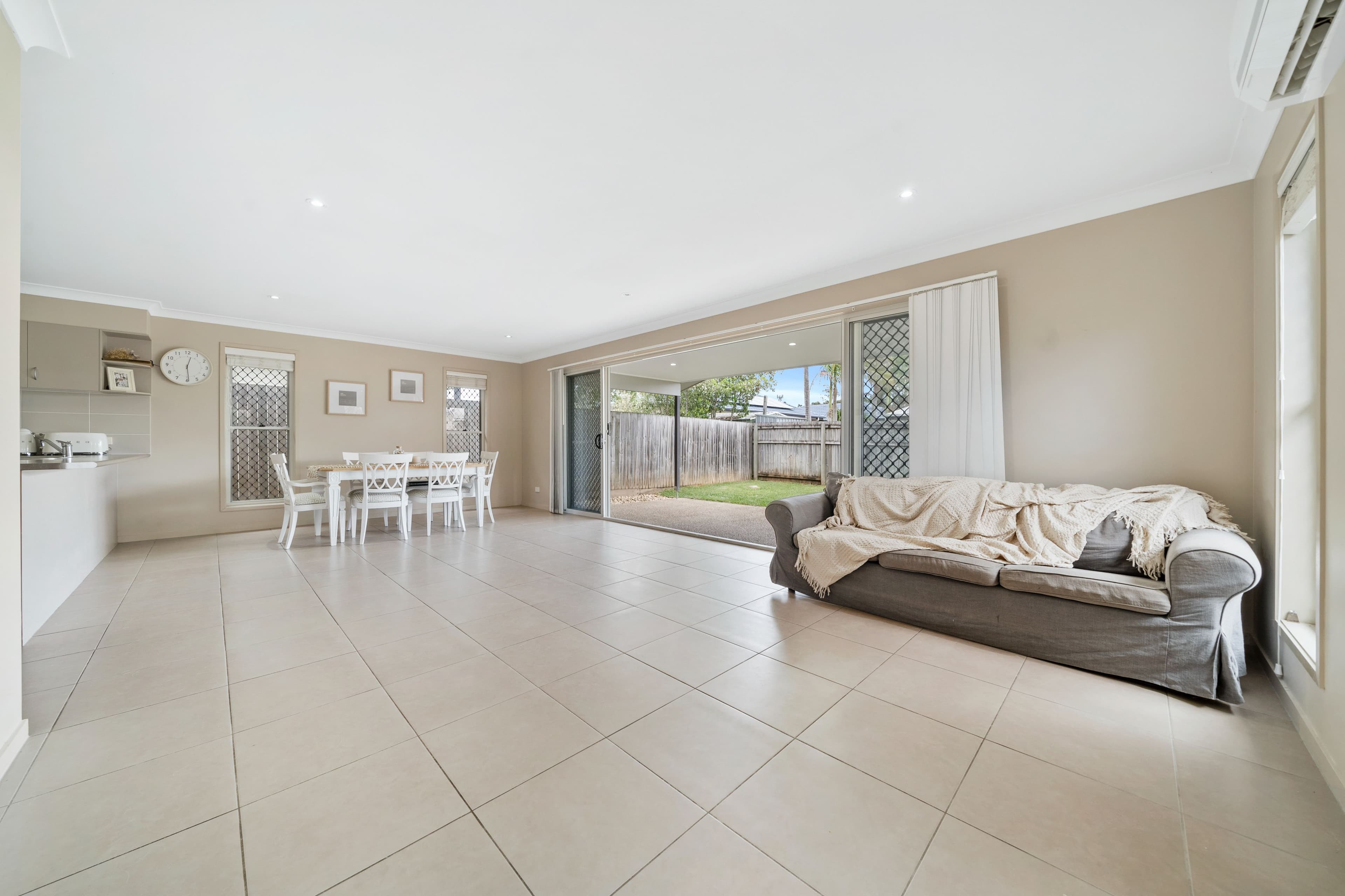 22 Kenilworth Crescent, Waterford QLD 4133, Waterford - Thumbnail 5