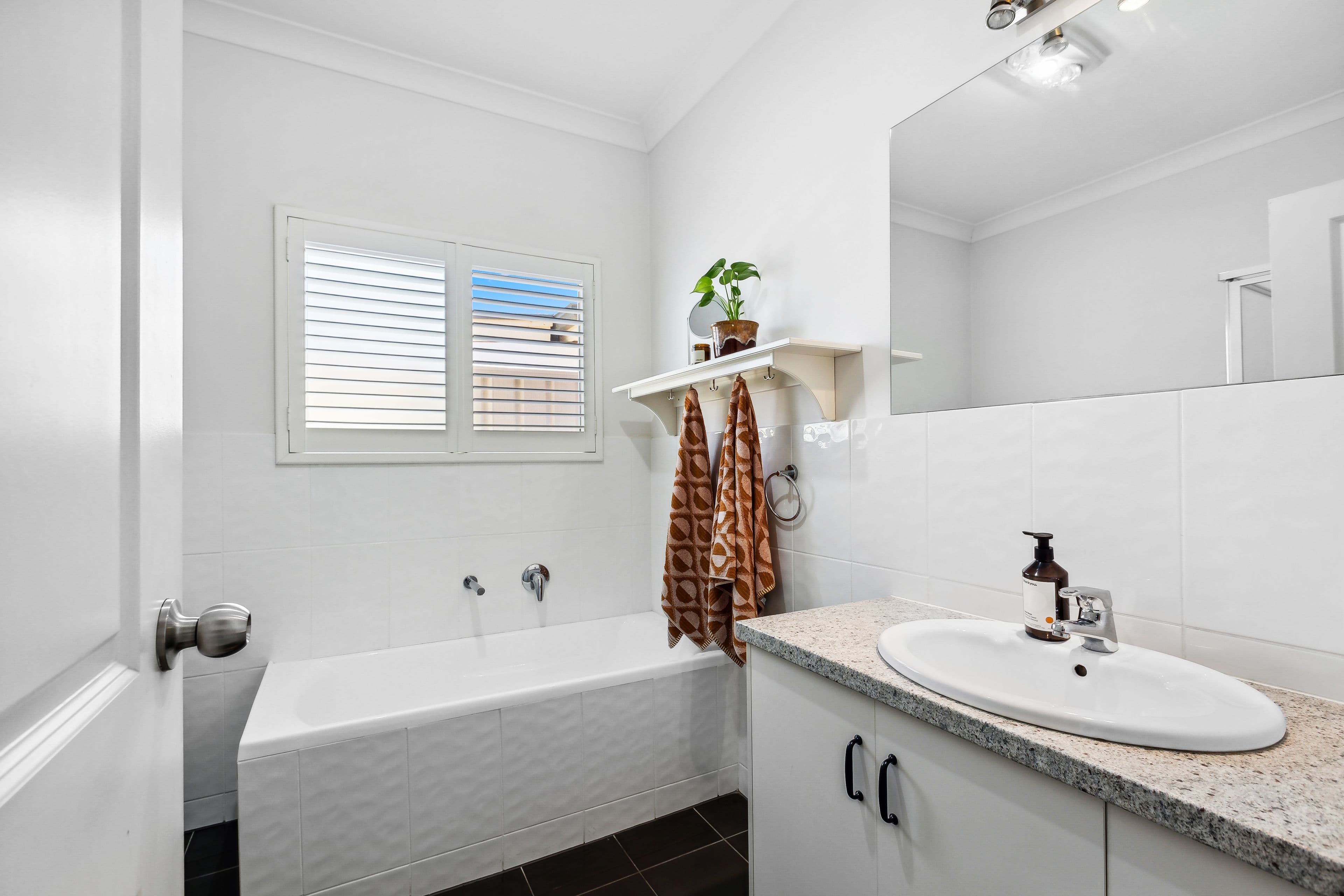 19 Raymond Avenue, Seaton SA 5023, Seaton - Thumbnail 4