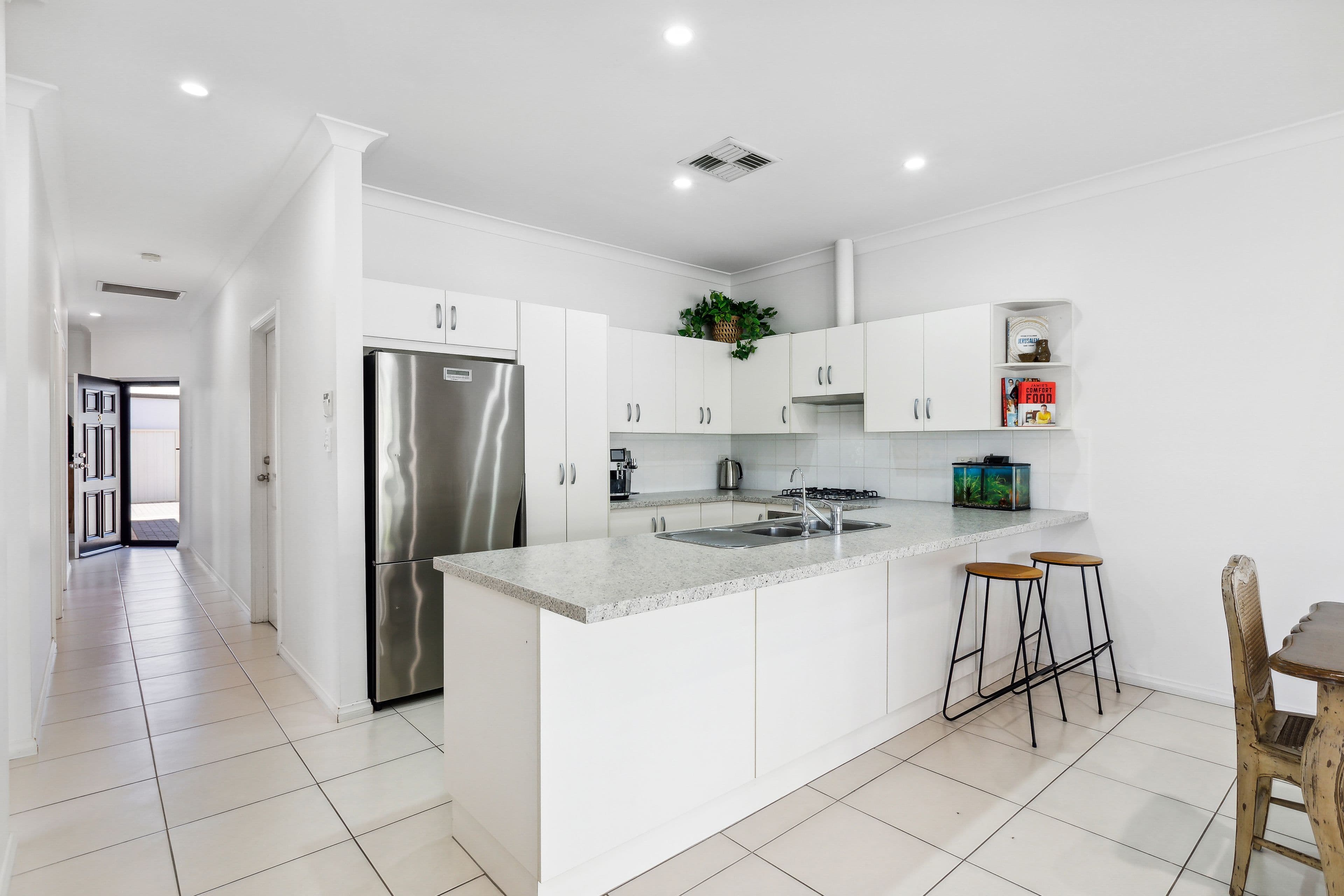 19 Raymond Avenue, Seaton SA 5023, Seaton - Thumbnail 7