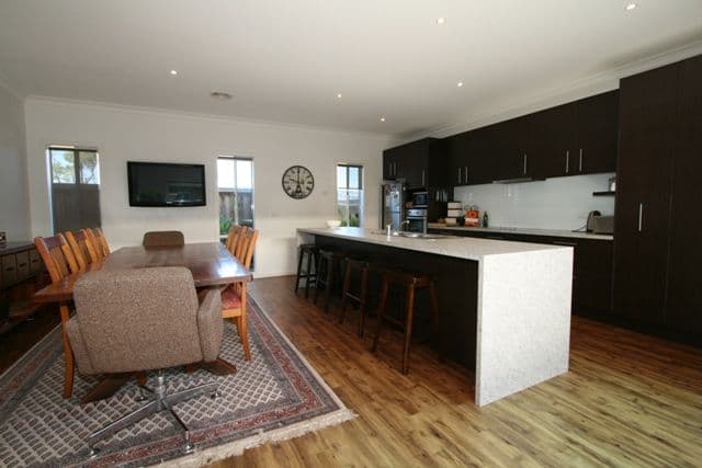 60 McKenzie Road, Cowes VIC 3922, Cowes - Thumbnail 5