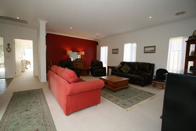 60 McKenzie Road, Cowes VIC 3922, Cowes - Thumbnail 8