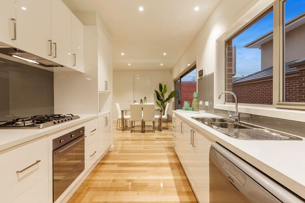 34 Beverley Street, Doncaster East VIC 3109, Doncaster East - Thumbnail 3