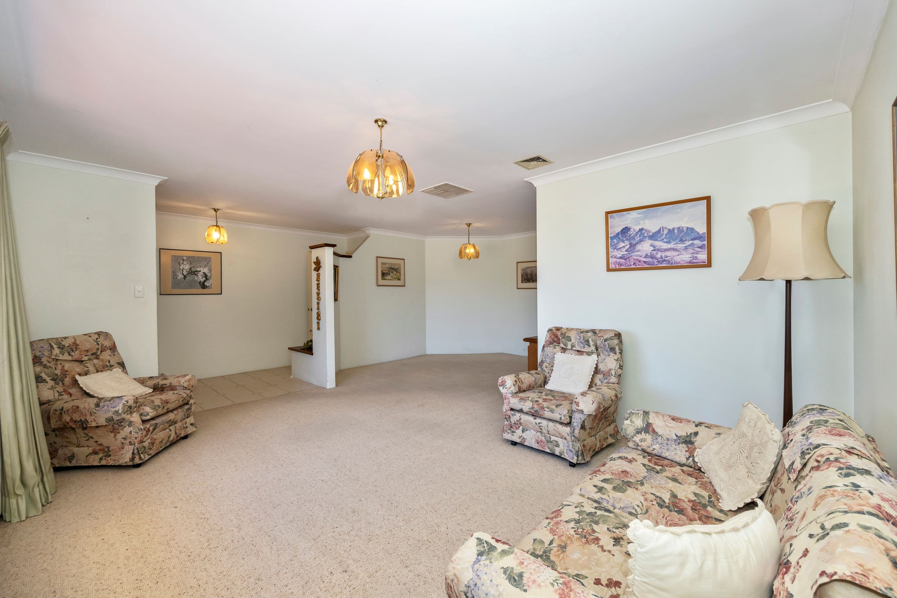 11 Bluebay Hill, Ballajura WA 6066, Ballajura - Thumbnail 5