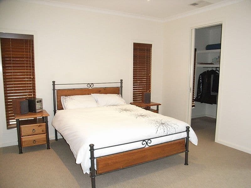 5 Sunset Avenue, ECHUCA VIC 3564, Echuca - Thumbnail 5