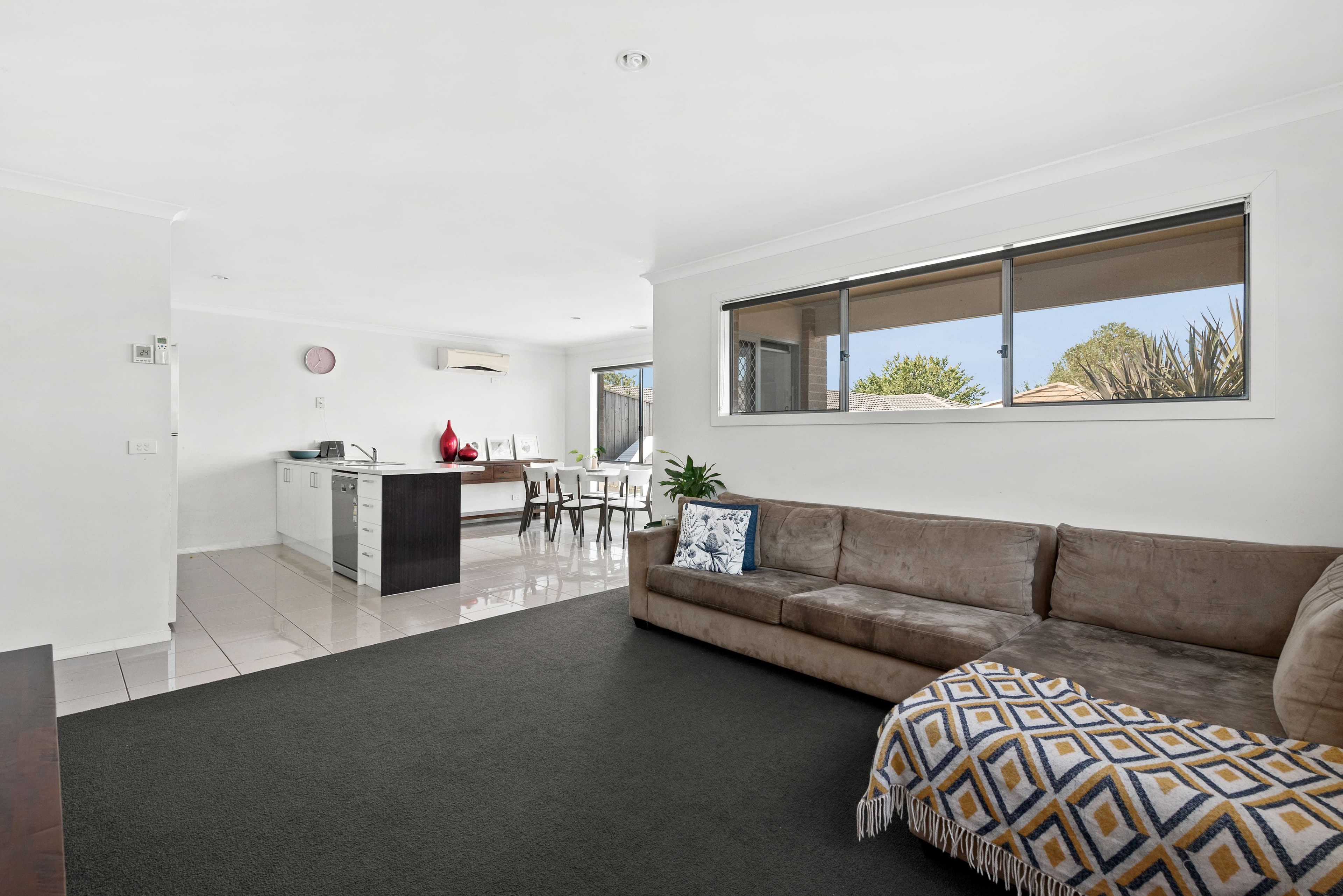 22 Cascade Way, Pakenham VIC 3810, Pakenham - Thumbnail 4