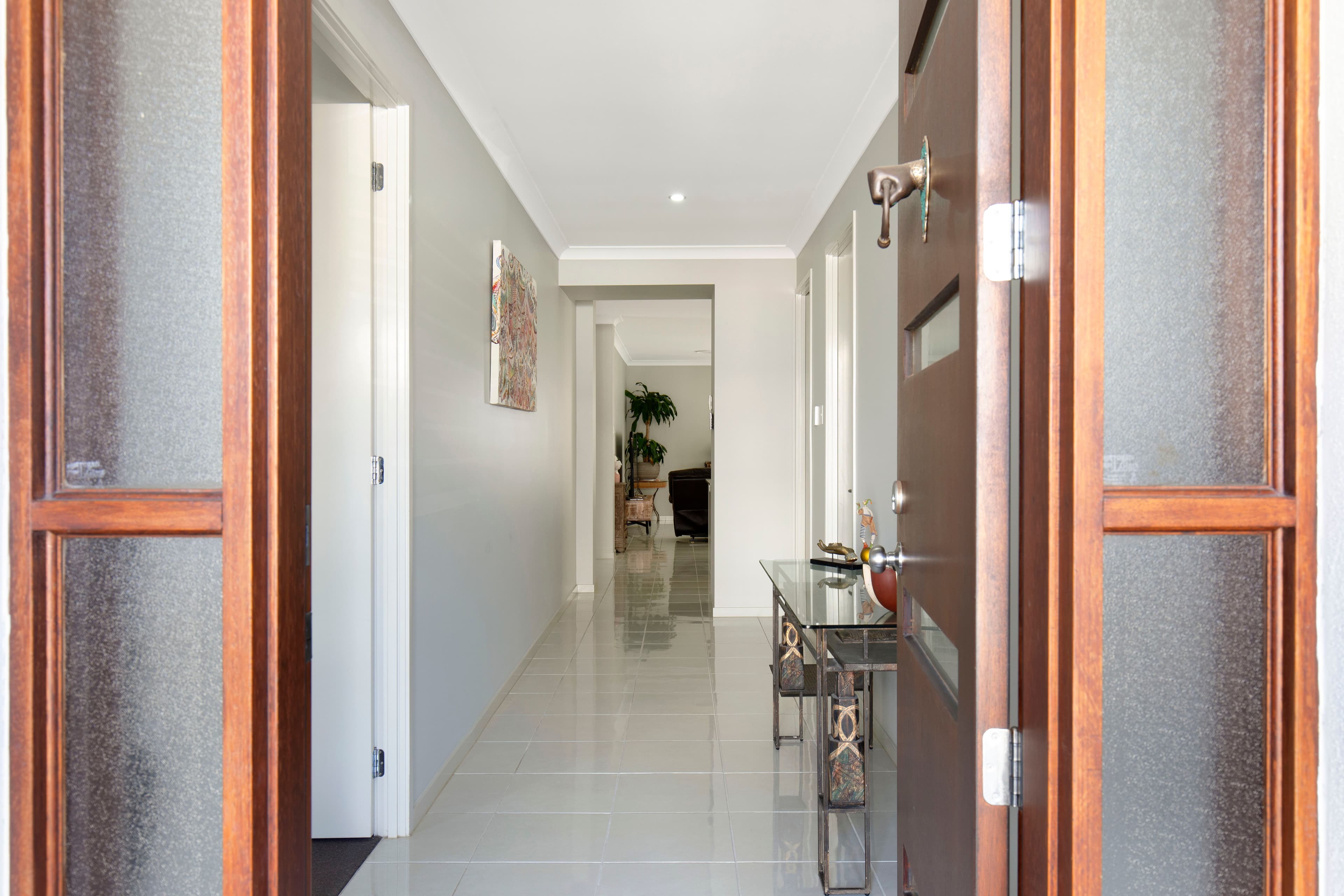 97 Ridgeview Street, Carindale QLD 4152, Carindale - Thumbnail 2