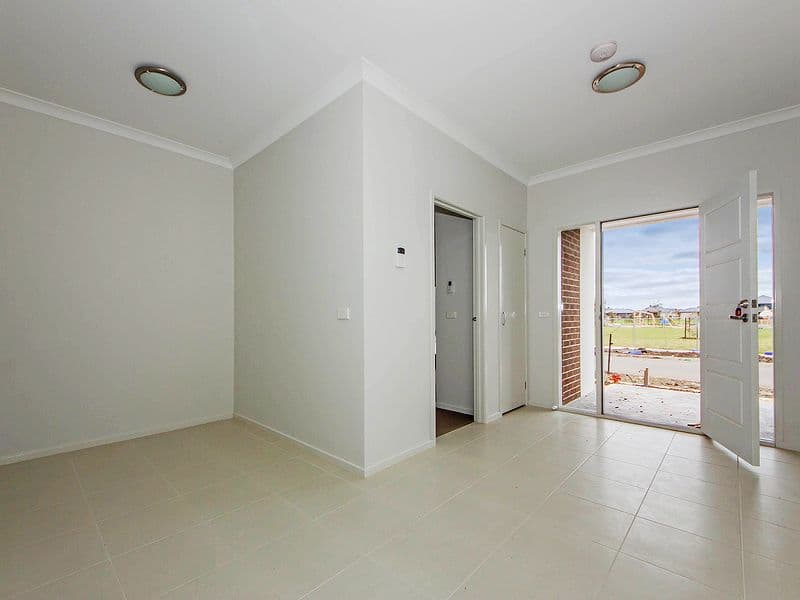 3 Keel Street, Point Cook VIC 3030, Point Cook - Thumbnail 4
