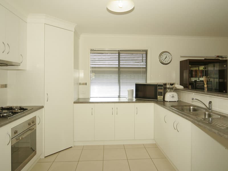 63B Erebus Circuit, Morphett Vale - Thumbnail 2
