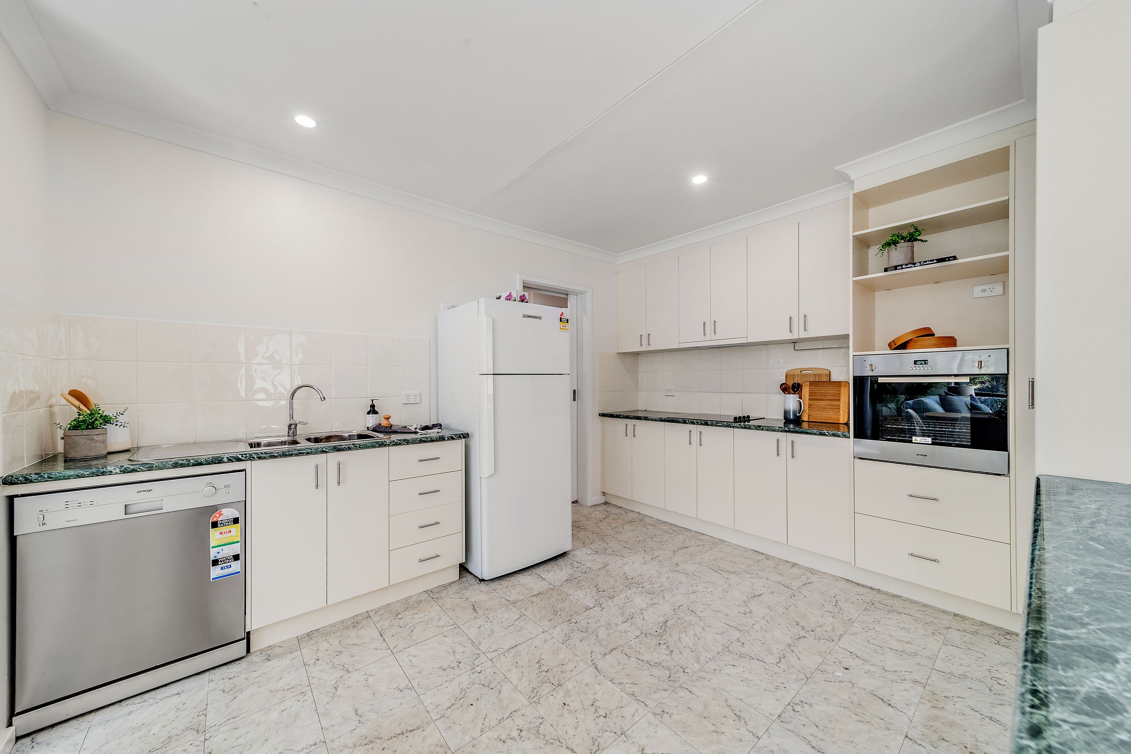 14 Glenorchy Street, Lyons ACT 2606, Lyons - Thumbnail 5