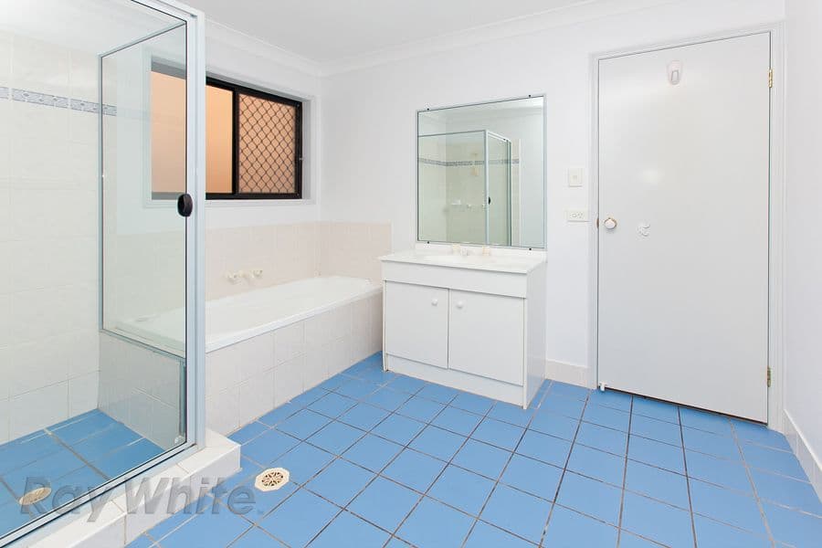 37 Karamea Avenue, SPRINGFIELD QLD 4300, Springfield - Thumbnail 5