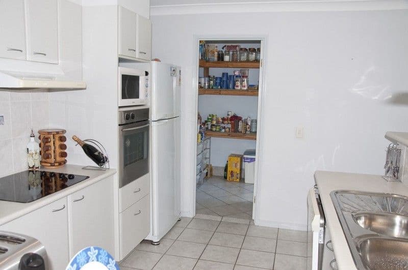 8 Nandi Terrace, PACIFIC PINES QLD 4211, Pacific Pines - Thumbnail 6