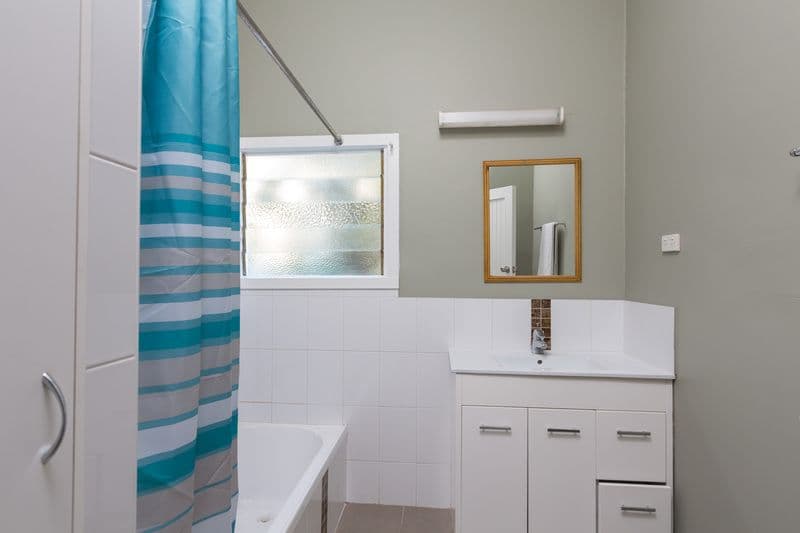 38 Peel Street, Quarry Hill VIC 3550, Quarry Hill - Thumbnail 4