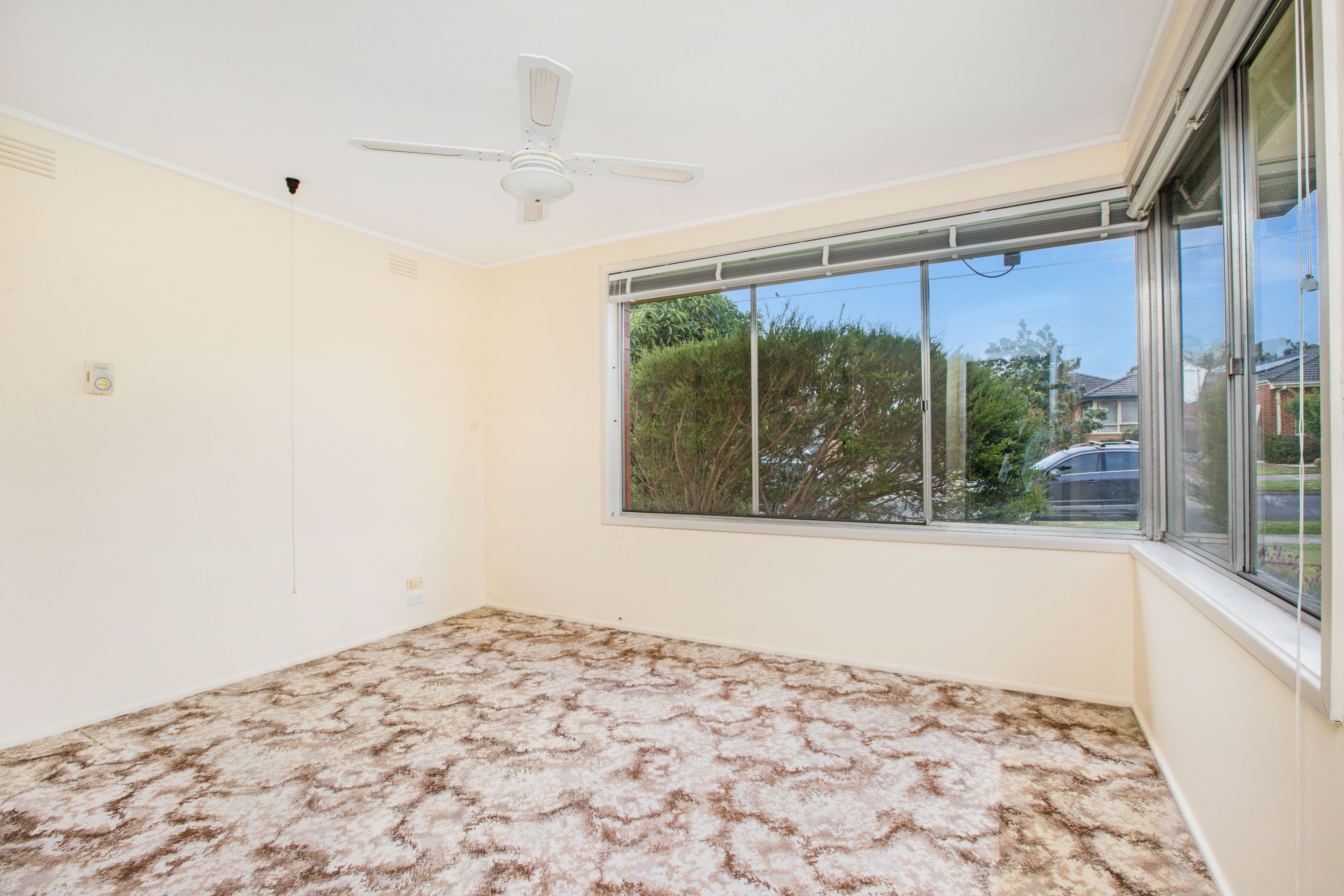 7 Koroit Avenue, Dallas VIC 3047, Dallas - Thumbnail 7