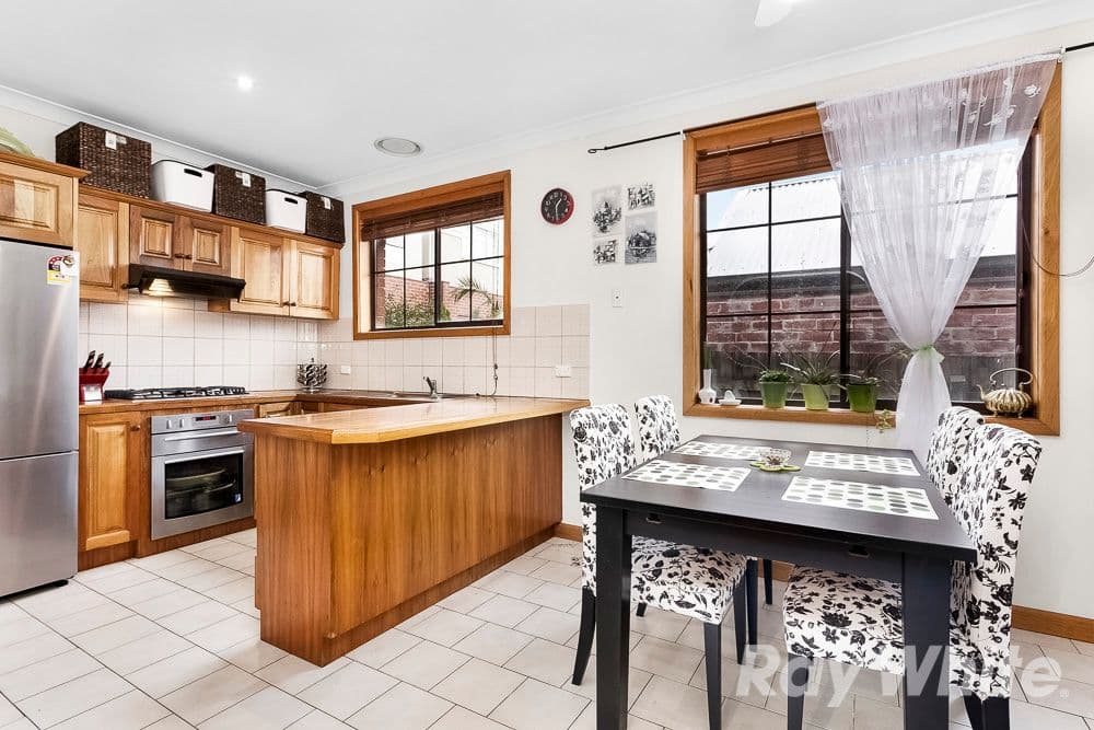 10 Selbourne Street, Coburg VIC 3058, Coburg - Thumbnail 3