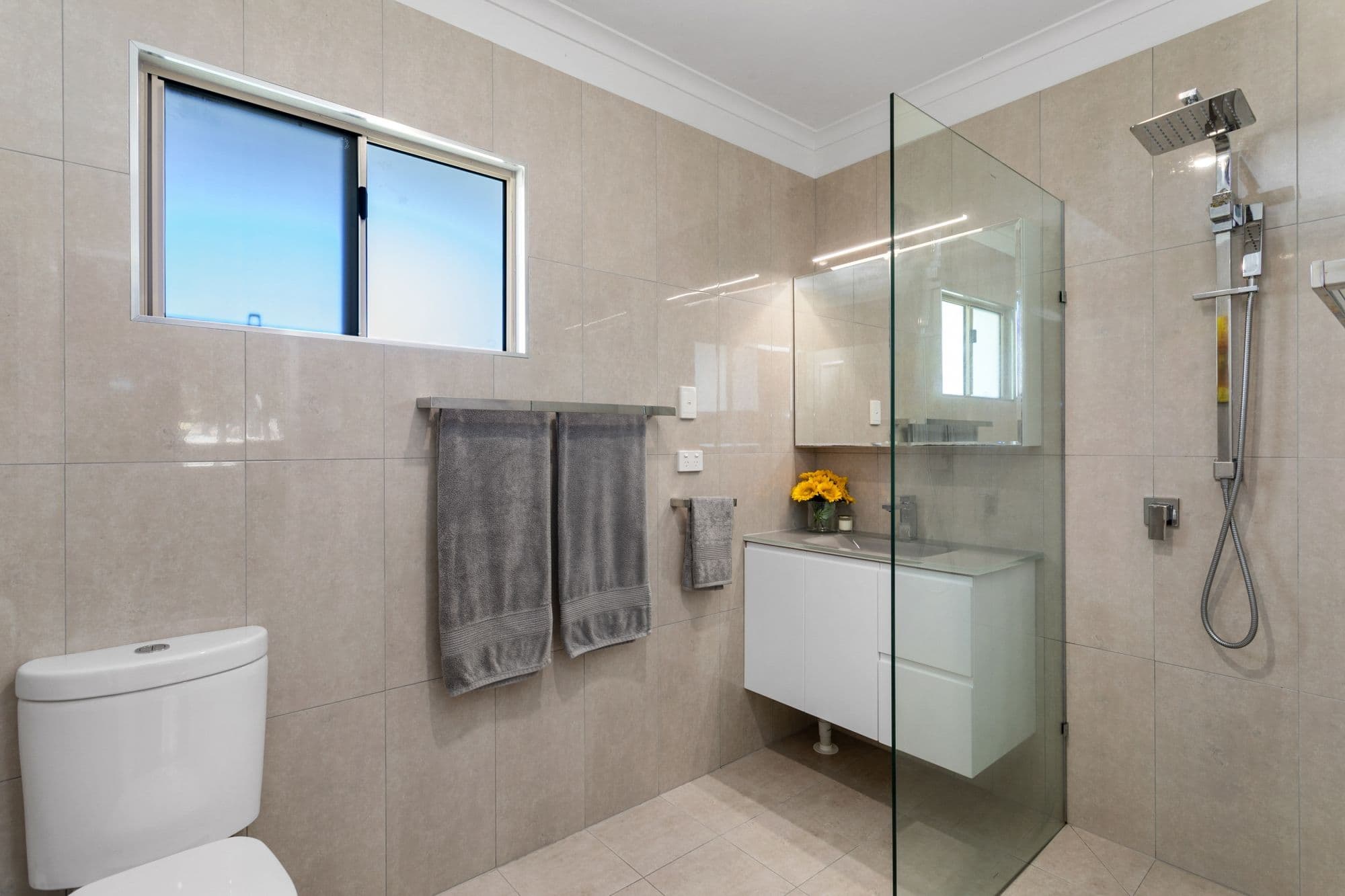11 Upper Holborn Street, Deception Bay QLD 4508, Deception Bay - Thumbnail 6