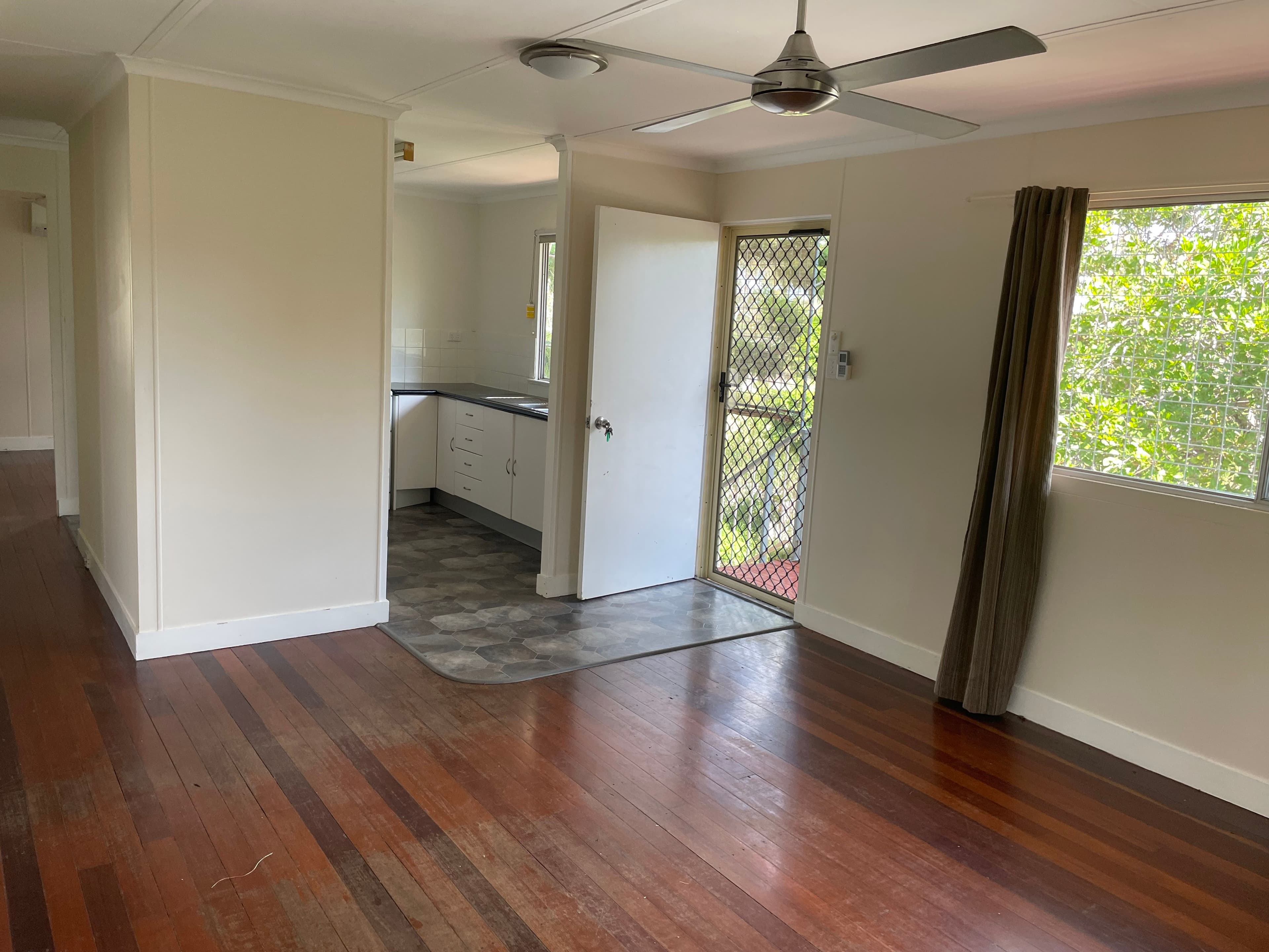 33 Fletcher Street, West Gladstone QLD 4680, West Gladstone - Thumbnail 5