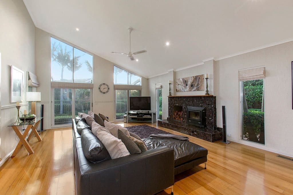 8 Evelyn Court, Dingley Village VIC 3172, Dingley Village - Thumbnail 3