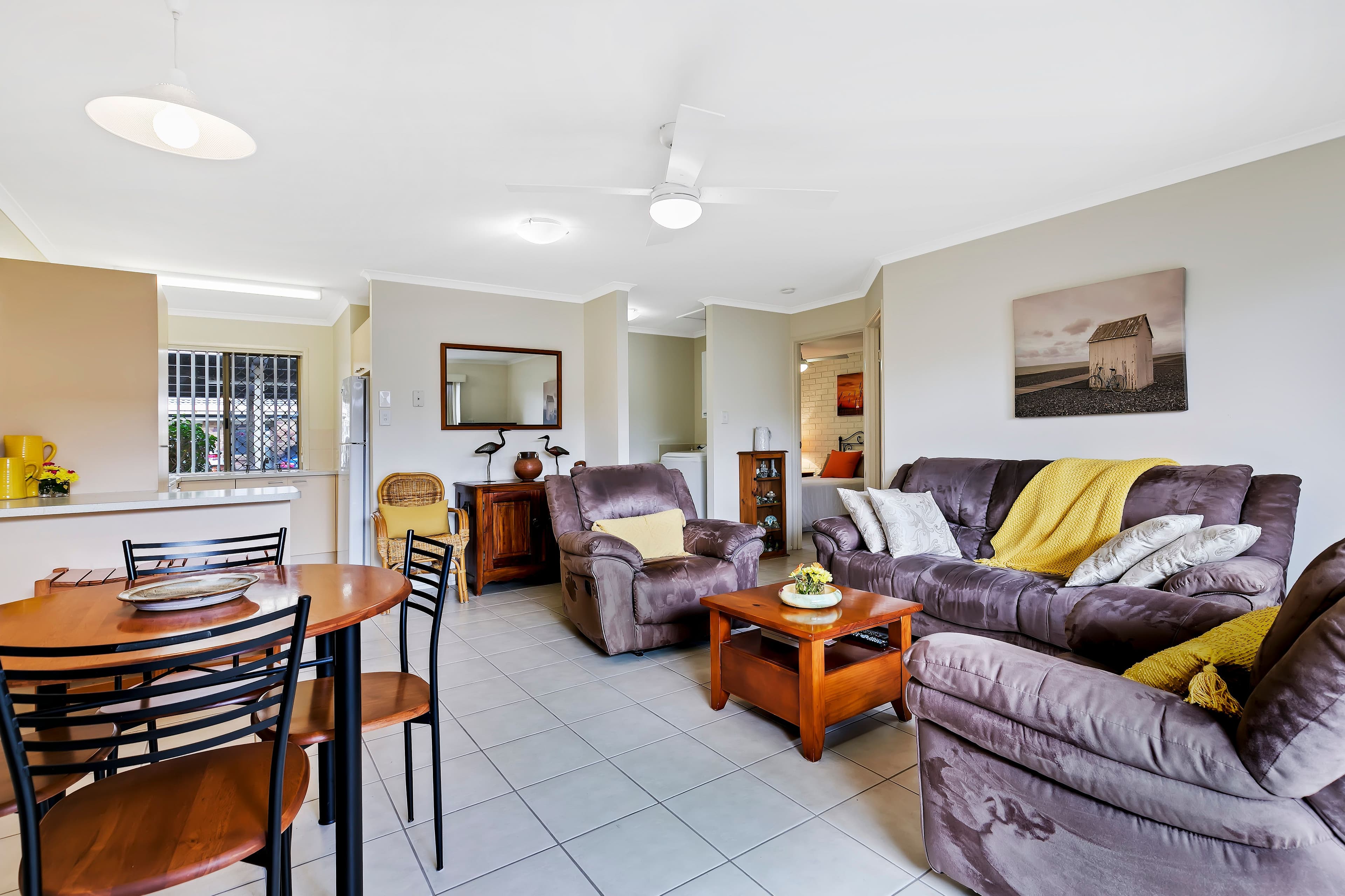 4-6 Cootamundra Drive, Mountain Creek QLD 4557, Mountain Creek - Thumbnail 2
