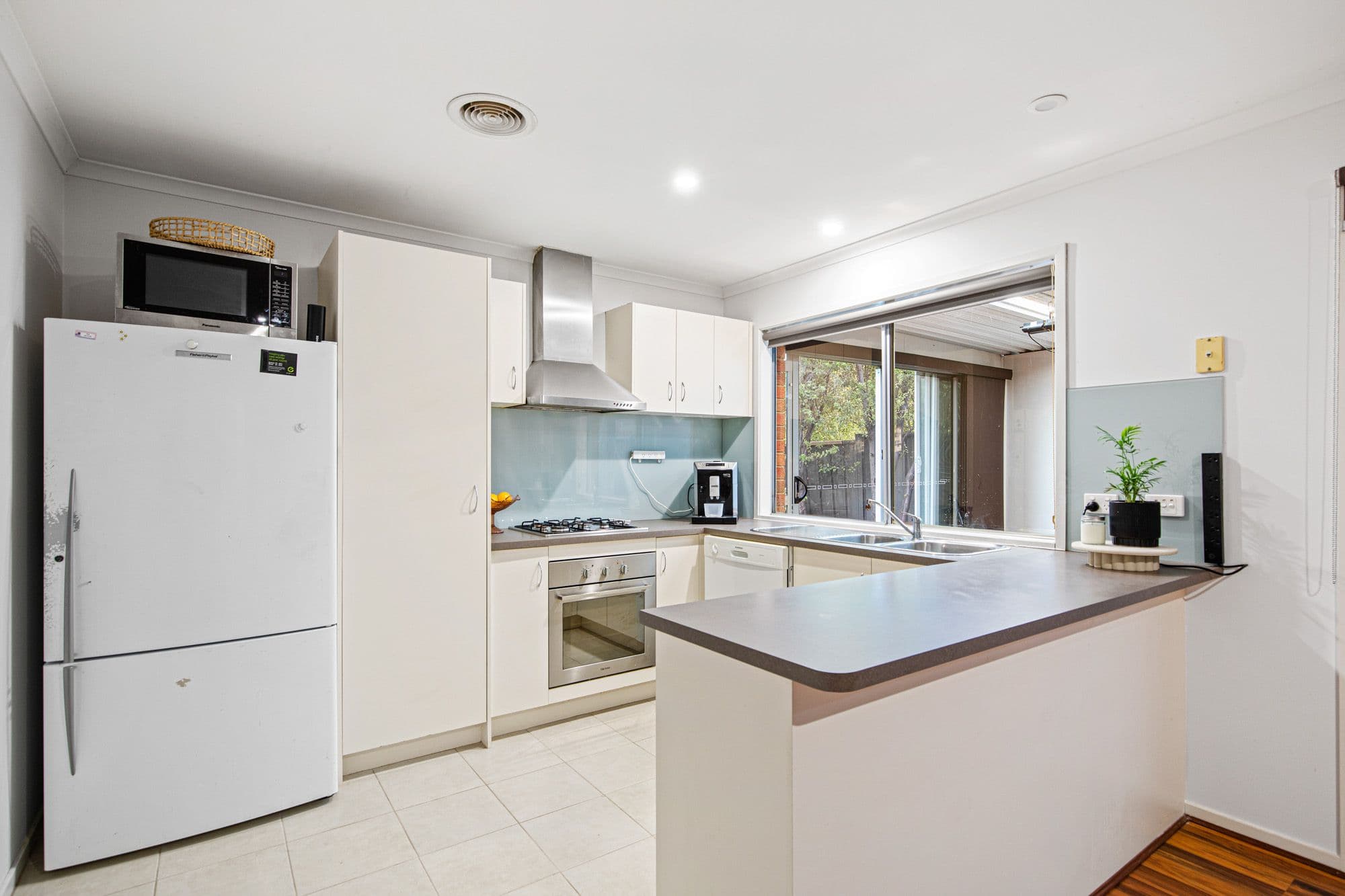 8 Burdekin Street, MANOR LAKES VIC 3024, Manor Lakes - Thumbnail 4