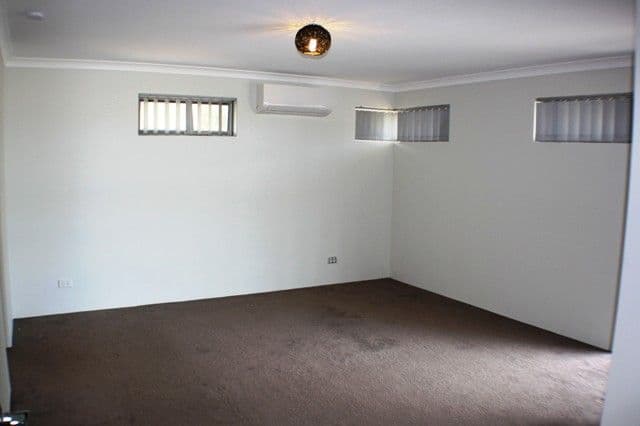 2 Shaftesbury Way, WELLARD WA 6170, Wellard - Thumbnail 5
